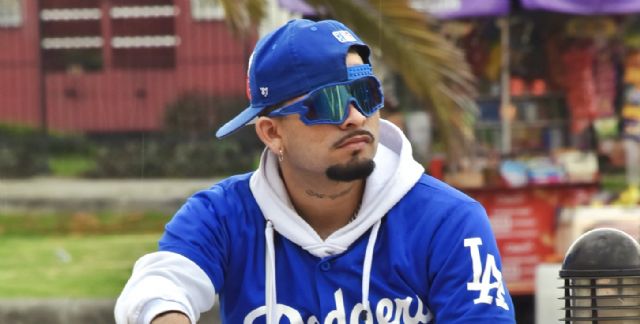 EMEREDÉ presenta Hermosa y Loca una oda al amor más puro desde su HomeStudio en Bogotá - 1, Foto 1