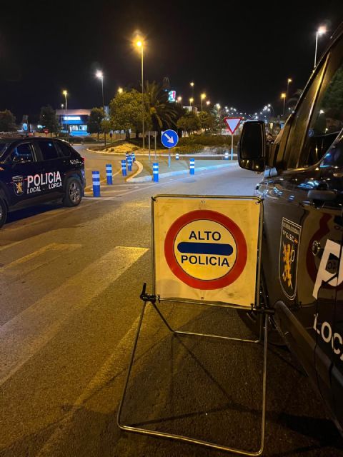 La Policía Local de Lorca despliega más de un centenar de controles de tráfico y seguridad ciudadana y detiene a seis personas - 2, Foto 2