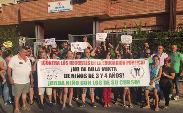 El Ayuntamiento de Molina de Segura reclama a la Consejería de Educación inversiones urgentes en algunos colegios del municipio coincidiendo con la apertura del curso escolar - 1, Foto 1