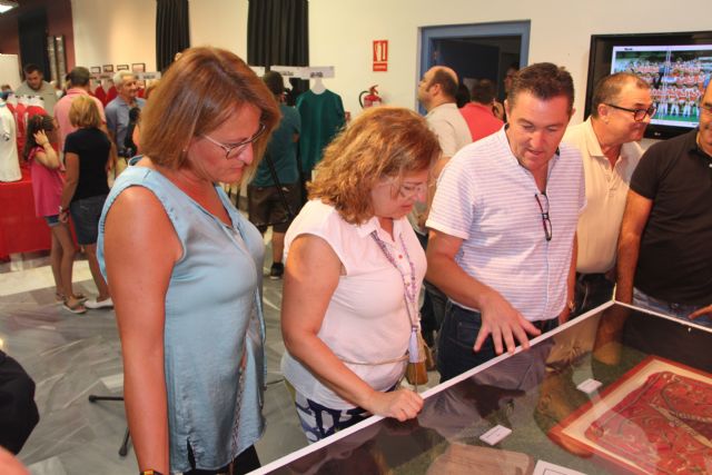 El Museo Municipal Barón de Benifayó acoge durante el mes de septiembre la exposición Camisetas históricas del Real Murcia - 2, Foto 2