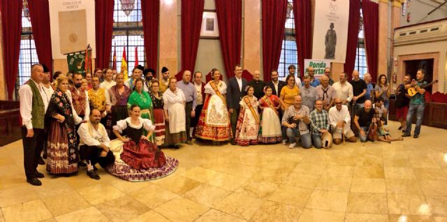 Doce peñas huertanas participarán el lunes en la Ronda de despedida a la Virgen de la Fuensanta - 1, Foto 1