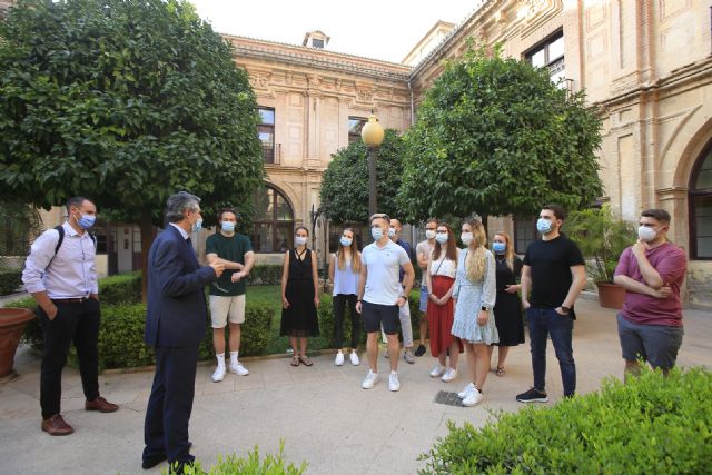 Jóvenes ejecutivos alemanes se forman en habilidades comunicativas en la UCAM - 1, Foto 1