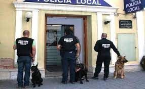 Se aprueba por unanimidad la propuesta de VOX Cieza para implementar la Unidad Canina como especialidad dentro de la Policía Local - 1, Foto 1