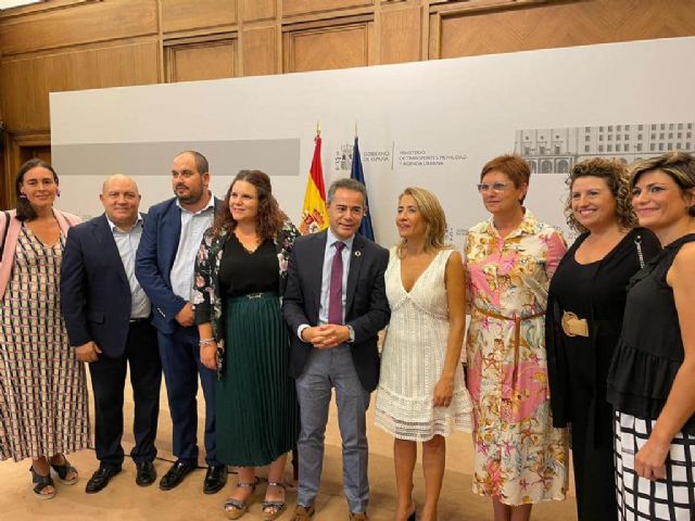 El alcalde de Lorquí firma con la ministra el protocolo de la Agenda Urbana del municipio en Madrid - 1, Foto 1