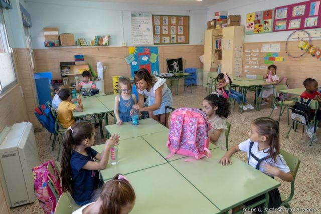 Casi 21.000 alumnos de Cartagena comienzan el colegio en Infantil, Primaria y Educación Especial - 1, Foto 1