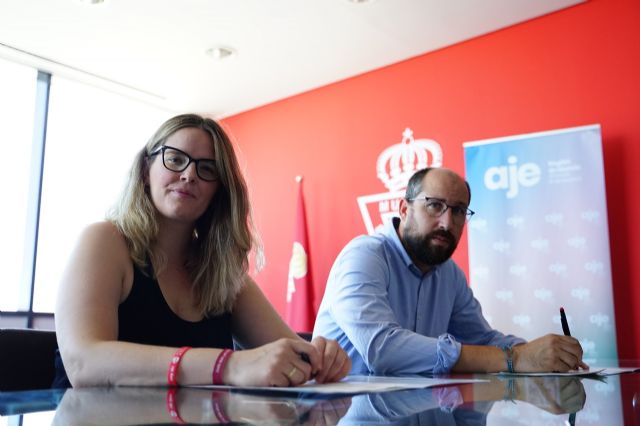 AJE Región de Murcia y Club de Empresa del Real Murcia se unen para impulsar las relaciones empresariales entre asociados y miembros del Club de Empresa - 4, Foto 4