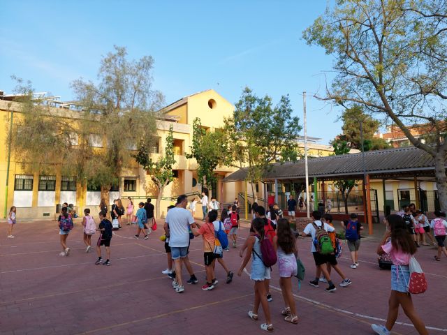 Más de 4.300 alumnos de Infantil, Primaria y Educación Especial comienzan el curso escolar en Alcantarilla - 2, Foto 2
