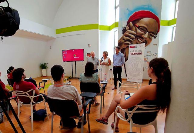 San Pedro del Pinatar clausura la décima edición del Taller de Biomedicina y Calidad de vida de la UMU - 2, Foto 2