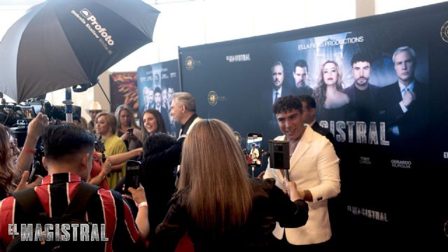 Una Noche de Estrellas: El Magistral, la Obra Maestra de Vicky Contreras, Debuta en Los Ángeles con completo “Sold Out - 4, Foto 4