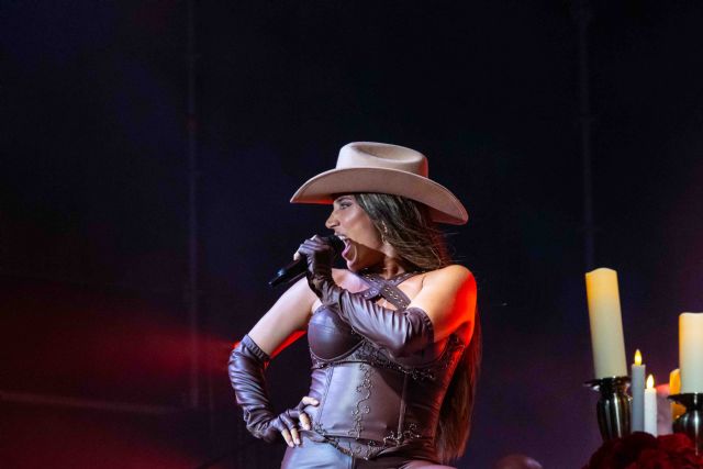 India Martínez deslumbra en Calasparra con su voz mágica y un impresionante directo - 3, Foto 3