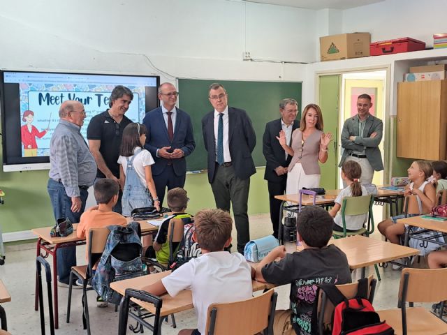 Cerca de 152.000 alumnos de Infantil y Primaria han comenzado hoy el curso con normalidad - 3, Foto 3