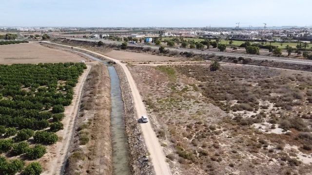 La CHS acomete el mantenimiento ordinario del canal D-7 - 1, Foto 1