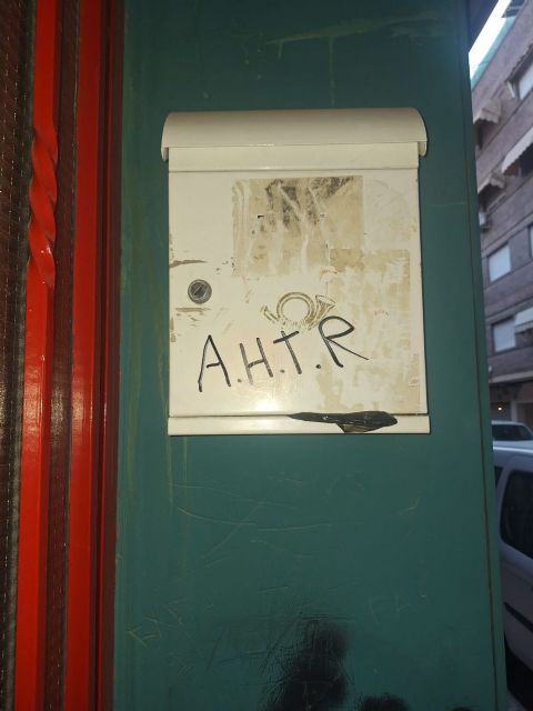 IU-Verdes y PCE de Molina de Segura denuncian pintadas neonazis y ataques a su local - 2, Foto 2