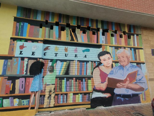 El Barrio de San Roque de Molina de Segura embellece sus calles con Vidas coloridas, dos nuevas pinturas murales - 5, Foto 5
