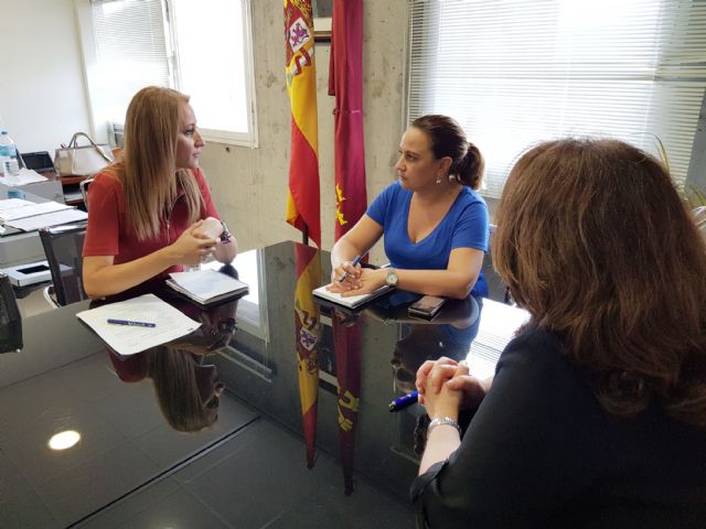 La consejera de Educacin se compromete a aprobar la licitacin del nuevo IES Valle de Leiva este mes de octubre, Foto 2