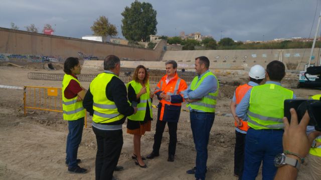 La Comunidad inicia la cimentación del pilotaje que sostendrá la estructura del puente sobre el Guadalentín - 1, Foto 1
