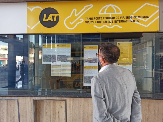 Serrano: Ballesta está matando poco a poco el transporte público dejando a miles de usuarios sin alternativa - 2, Foto 2