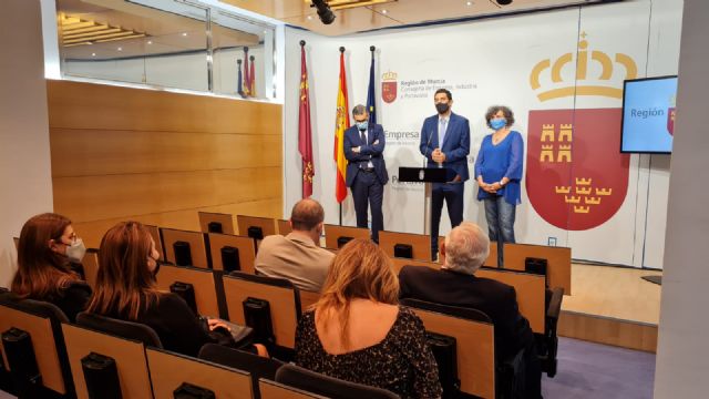 La Comunidad reactiva el proyecto del campus 'Mare Nostrum' y apuesta por la formación universitaria desde la empresa - 2, Foto 2