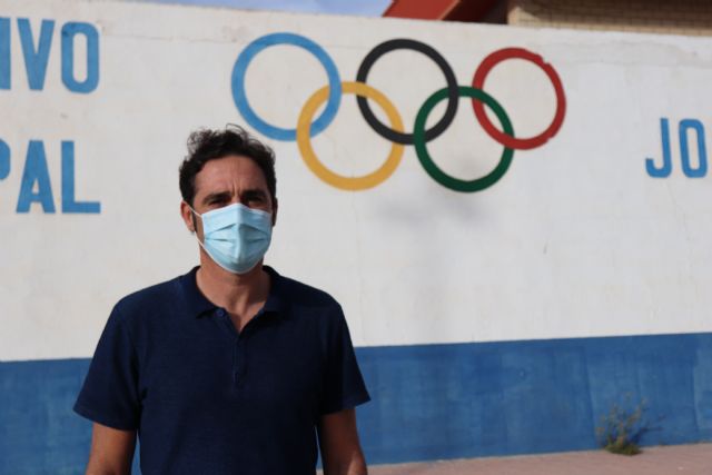 Moreno inicia las obras en el polideportivo municipal tarde, y gracias al impulso y la insistencia del Partido Popular - 1, Foto 1