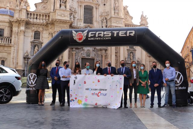 La carrera 'Mi camino solidario non stop' inicia hoy su viaje hacia Santiago de Compostela - 1, Foto 1
