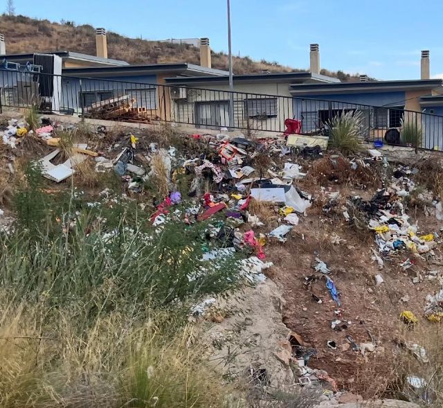 El PSOE vuelve a exigir la limpieza urgente de los tramos urbanos de ramblas de la zona norte ante el aviso amarillo por lluvias y tormentas - 3, Foto 3