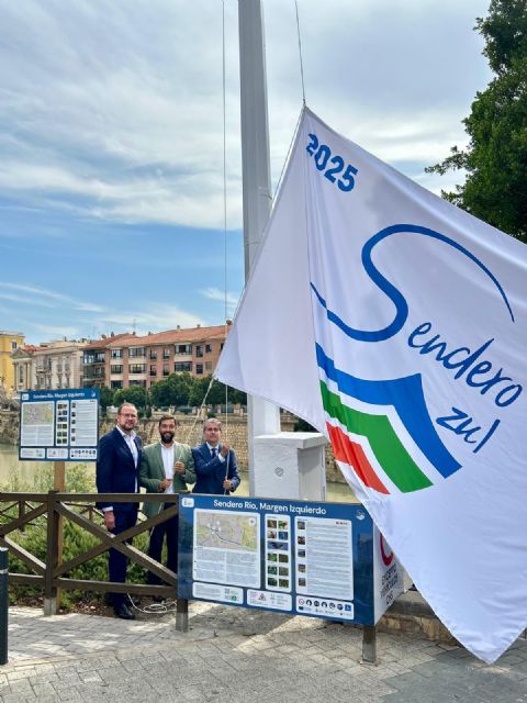 Murcia ya luce la bandera del Sendero Azul que reconoce el valor ambiental y turístico del itinerario del Río Segura - 2, Foto 2