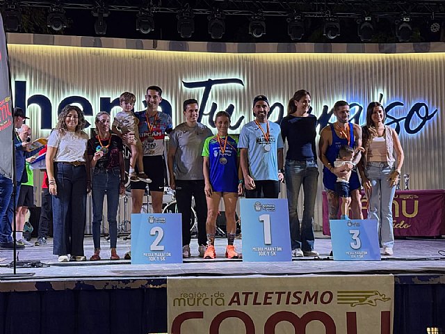 Los atletas del Club Atletismo Alhama dominan la III Media Maratn. 10k y 5k de Archena, Foto 1