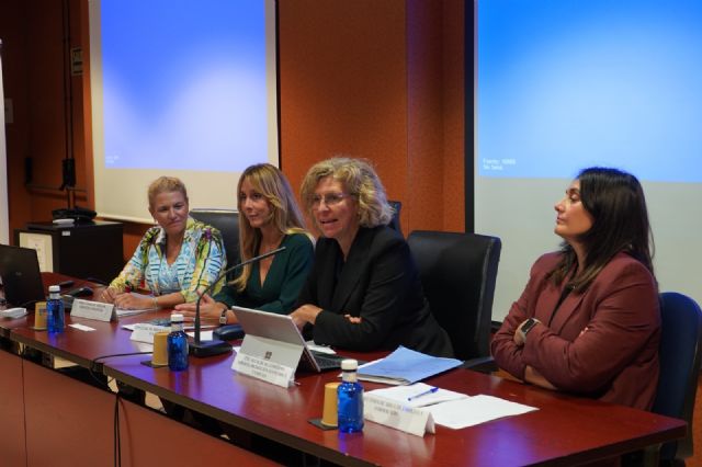 Profesionales de Servicios Sociales actualizan sus conocimientos sobre los recursos de empleo y formación disponibles en Murcia - 3, Foto 3