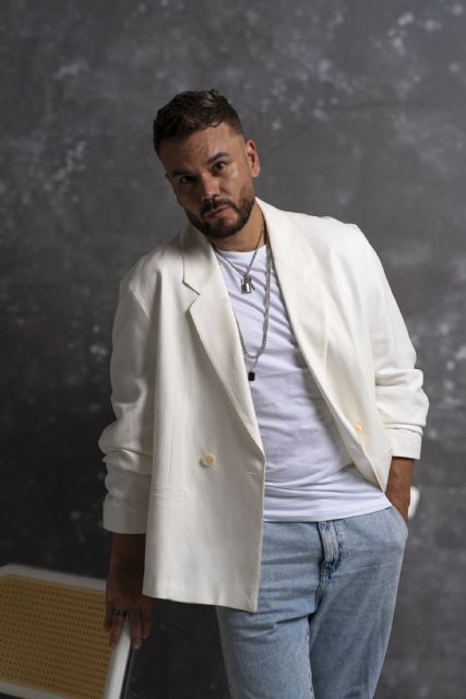 Luccas Rivera abre una nueva etapa musical con su esperado lanzamiento Quédate - 5, Foto 5