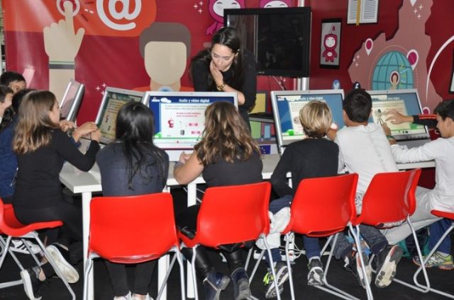 Más de 10.000 personas asisten a las demostraciones tecnológicas del Sicarm - 1, Foto 1