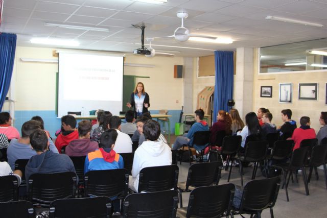 Bienestar Social imparte talleres a adolescentes para la prevención de la violencia de género - 2, Foto 2