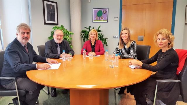 92 usuarios del centro de día de Assido en Murcia no tendrán que pagar por este servicio gracias al decreto-ley aprobado por el Gobierno regional - 1, Foto 1