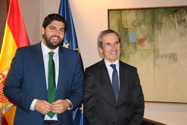 Fernando López Miras recibe en el Palacio de San Esteban al embajador de Francia en España - 1, Foto 1