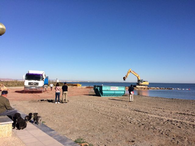 La playa de Los Urrutias recupera su aspecto original - 1, Foto 1