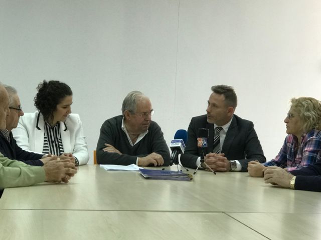 El Ayuntamiento de Torre Pacheco firma un Convenio de Colaboración con la Asociación de Pensionistas y Jubilados Virgen del Rosario de Torre Pacheco - 5, Foto 5