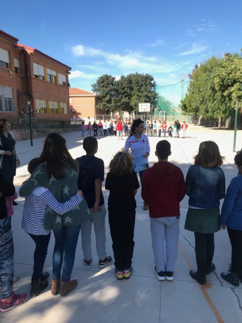 Bancos de la amistad en el colegio Fontes - 5, Foto 5