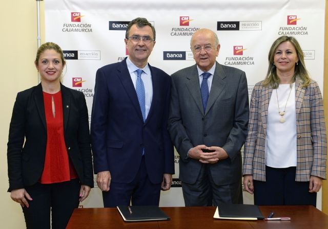 Bankia y Fundación CajaMurcia colaboran con el Ayuntamiento de Murcia en la mejora de los Centros Sociales de Mayores - 1, Foto 1