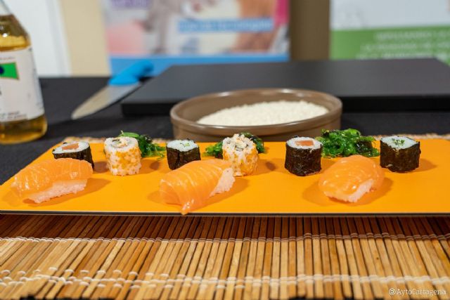 La ADLE imparte un nuevo curso para formar a profesionales del sushi - 1, Foto 1