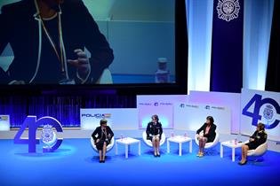 El rey Felipe VI inaugura en Toledo un congreso de la Policía Nacional sobre la igualdad de género en el ámbito de la seguridad - 2, Foto 2