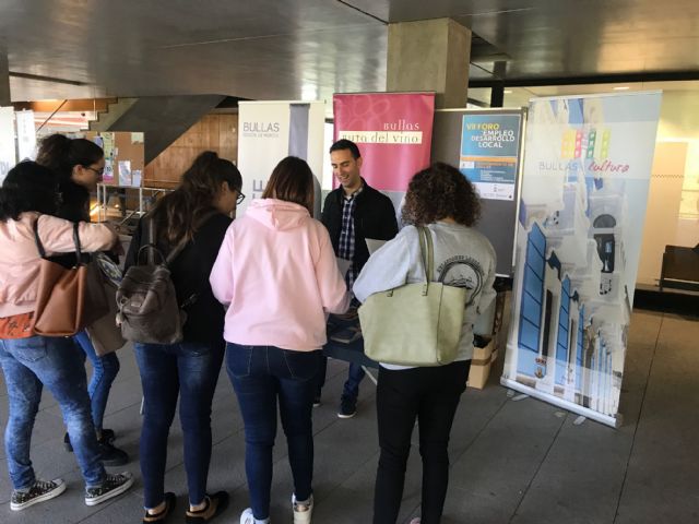 El Ayuntamiento de Bullas participa en el VII Foro de Empleo y Desarrollo Local - 1, Foto 1