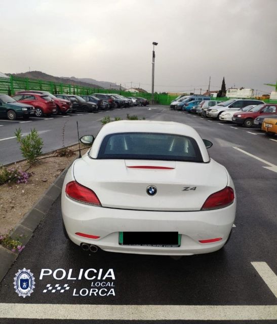 La Policía Local de Lorca consigue recuperar, mientras realizaba un dispositivo de control de desplazamientos por Covid-19, un vehículo de alta gama sustraído - 2, Foto 2