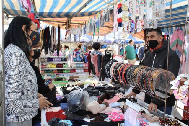La Comunidad destina 5,2 millones a los comerciantes de mercadillos para hacer frente a la crisis de la Covid-19 - 1, Foto 1