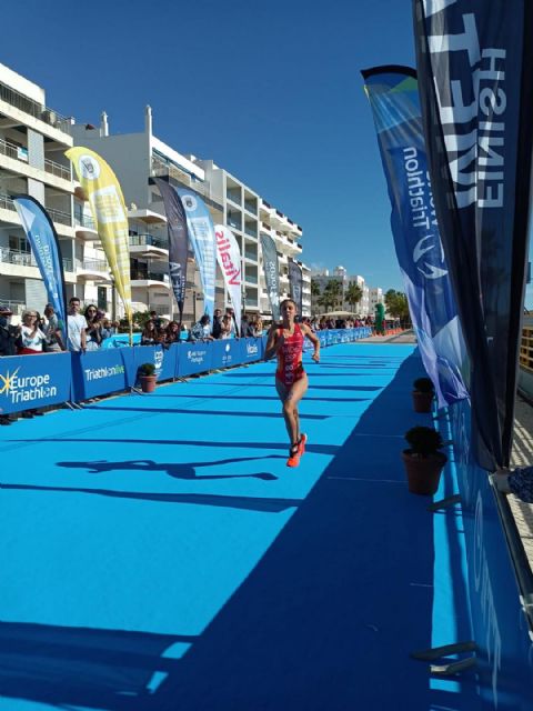 La murciana, Paula Sánchez, junto al equipo español femenino de triatlón en la Copa de Europa de Triatlón y Campeonatos del Mediterráneo, en Quarteira - 1, Foto 1