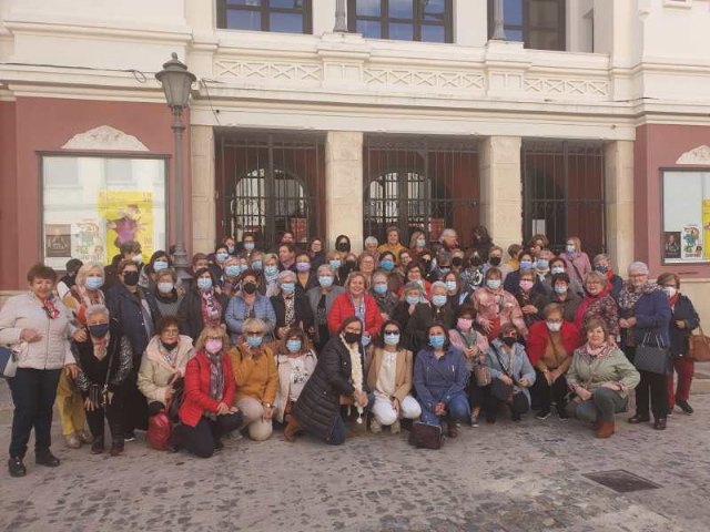 Turismo, Mujer y Pedanías organizan un viaje a Jumilla en el que participan las asociaciones de mujeres del municipio - 1, Foto 1