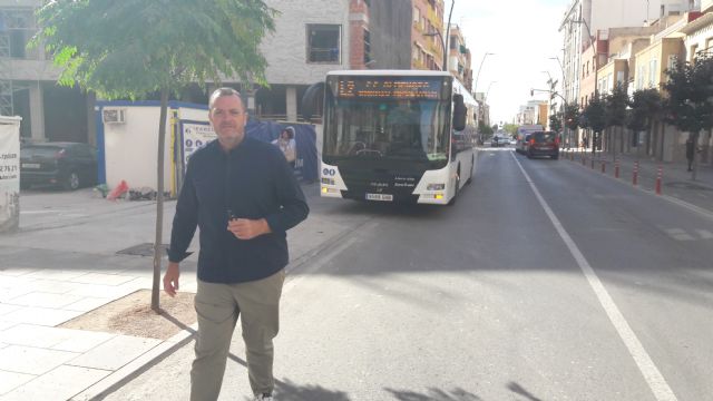 El autobús urbano que debería estar prestando servicio a vecinos de pedanías arrastra un año de retraso, mientras que Murcia y Cartagena ya lo tienen - 1, Foto 1
