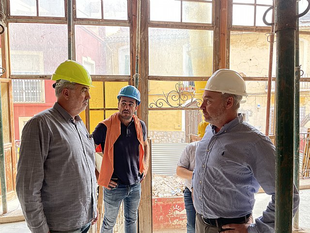 Ginés Campillo visita las obras de restauración del ateneo cultural - 1, Foto 1