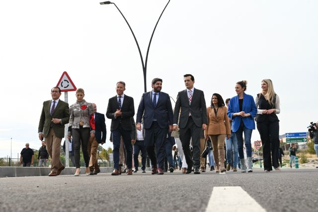 López Miras inaugura el tramo 1 de la Ronda Central de Lorca, que saca más de 7.000 vehículos diarios del centro y mejora la movilidad y seguridad vial - 1, Foto 1
