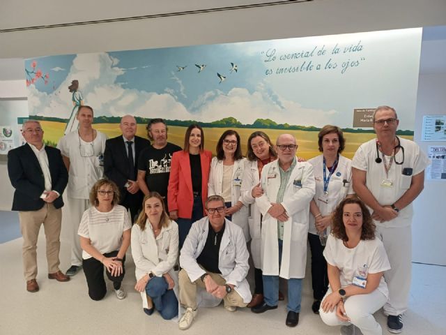 La planta de Oncología y Hematología del hospital Santa Lucía estrena murales para mejorar la estancia de los pacientes - 2, Foto 2