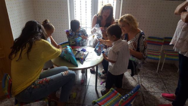 La Comunidad destina 310.000 euros a los ayuntamientos para que realicen programas de conciliación de la vida laboral y familiar - 1, Foto 1