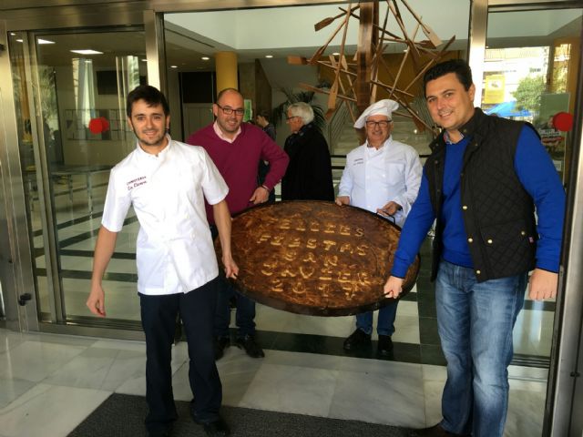 Degustación de más de mil raciones del pastel Cierva más grande del mundo - 2, Foto 2